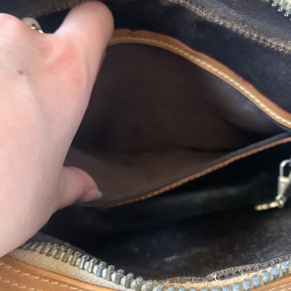 “Gucci” crossbody purse - Picture 10 of 11